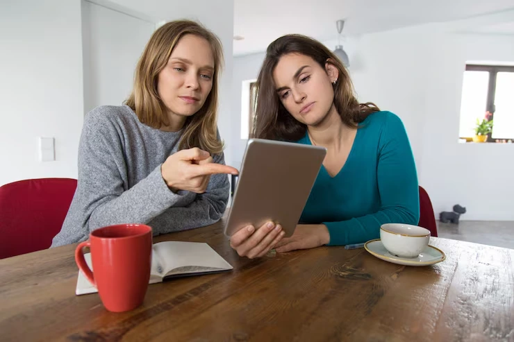 interacting Email Design and Content